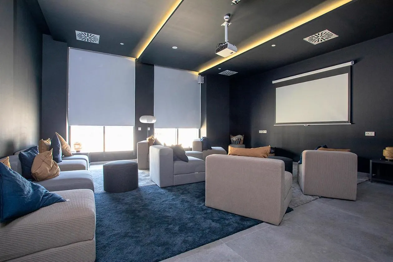 Martiricos Apartment By Rent Me مالقة